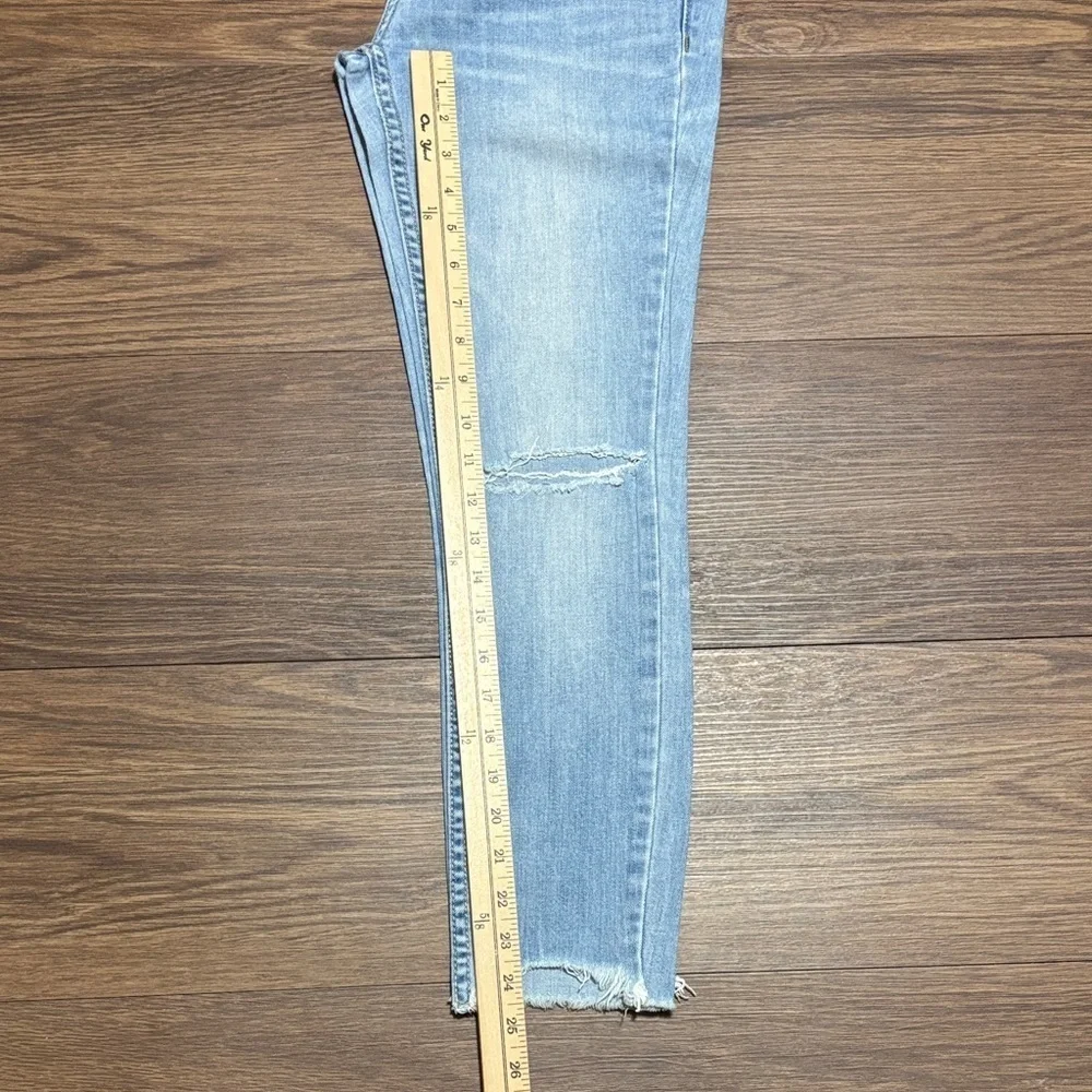 Free People Raw Hem Distressed Skinny Jeans Light Wash Size 26
